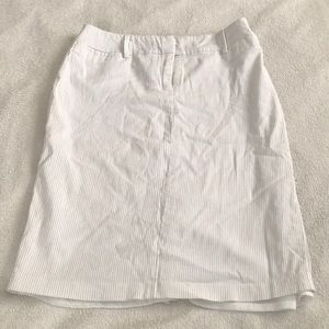 Super cute pin striped Pencil skirt